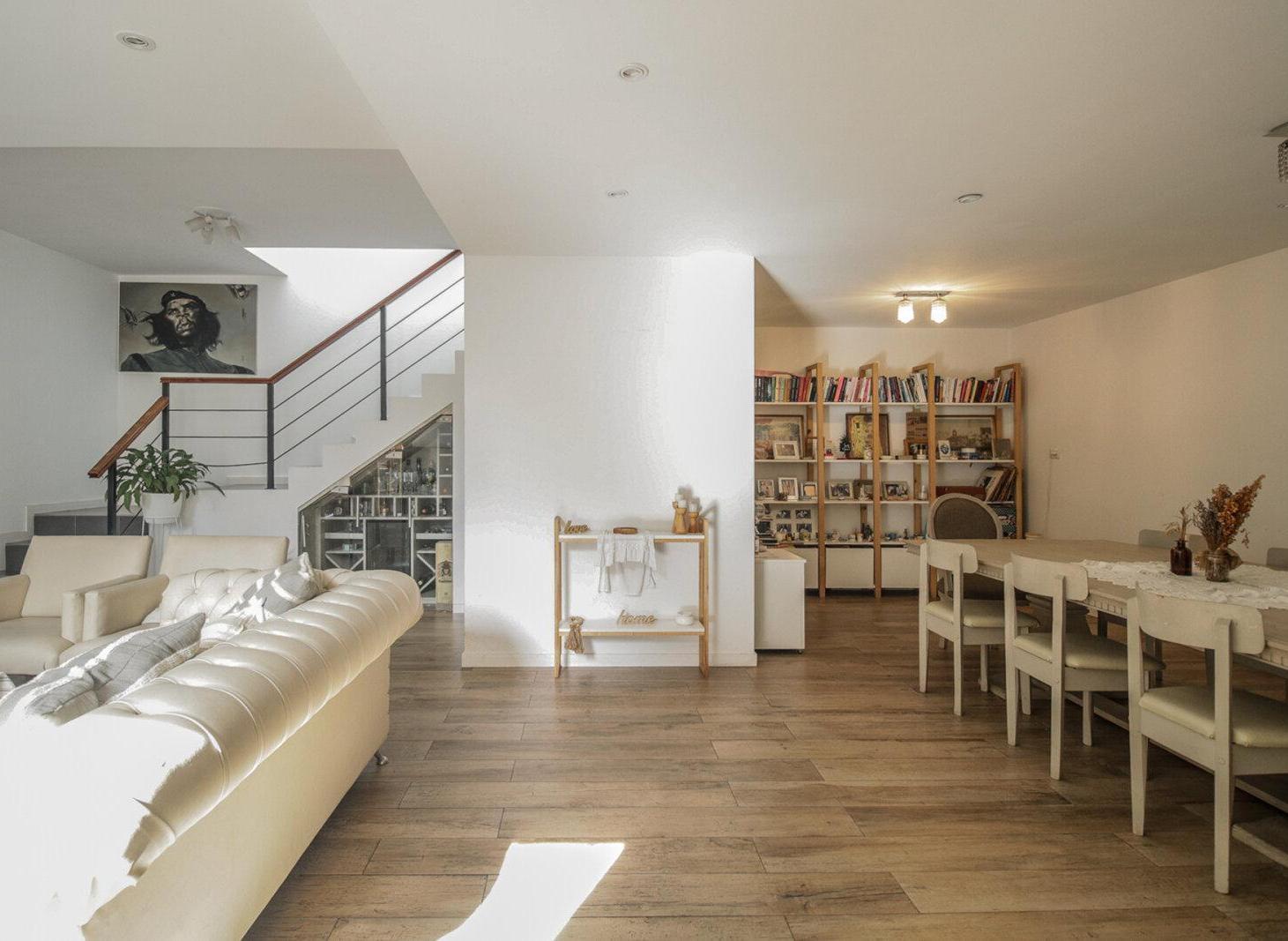 Foto de Venta. PH 6 ambientes. Terraza. Pileta. Apto Profesional. Parque, imagen 5