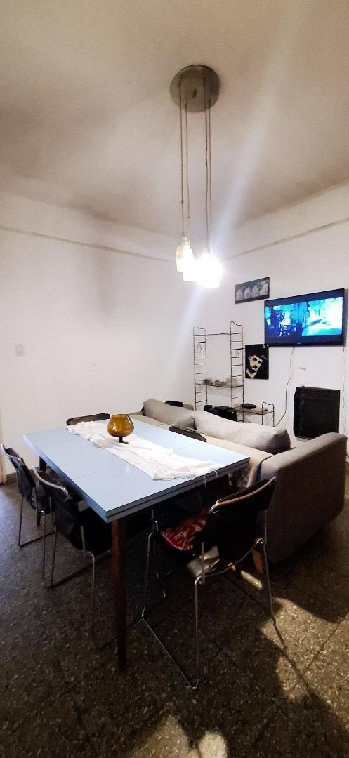 Foto de VENTA DE CASA 4 AMB LOTE CON AMPLITUD * A MTS DE LAS LOMITAS, imagen 5