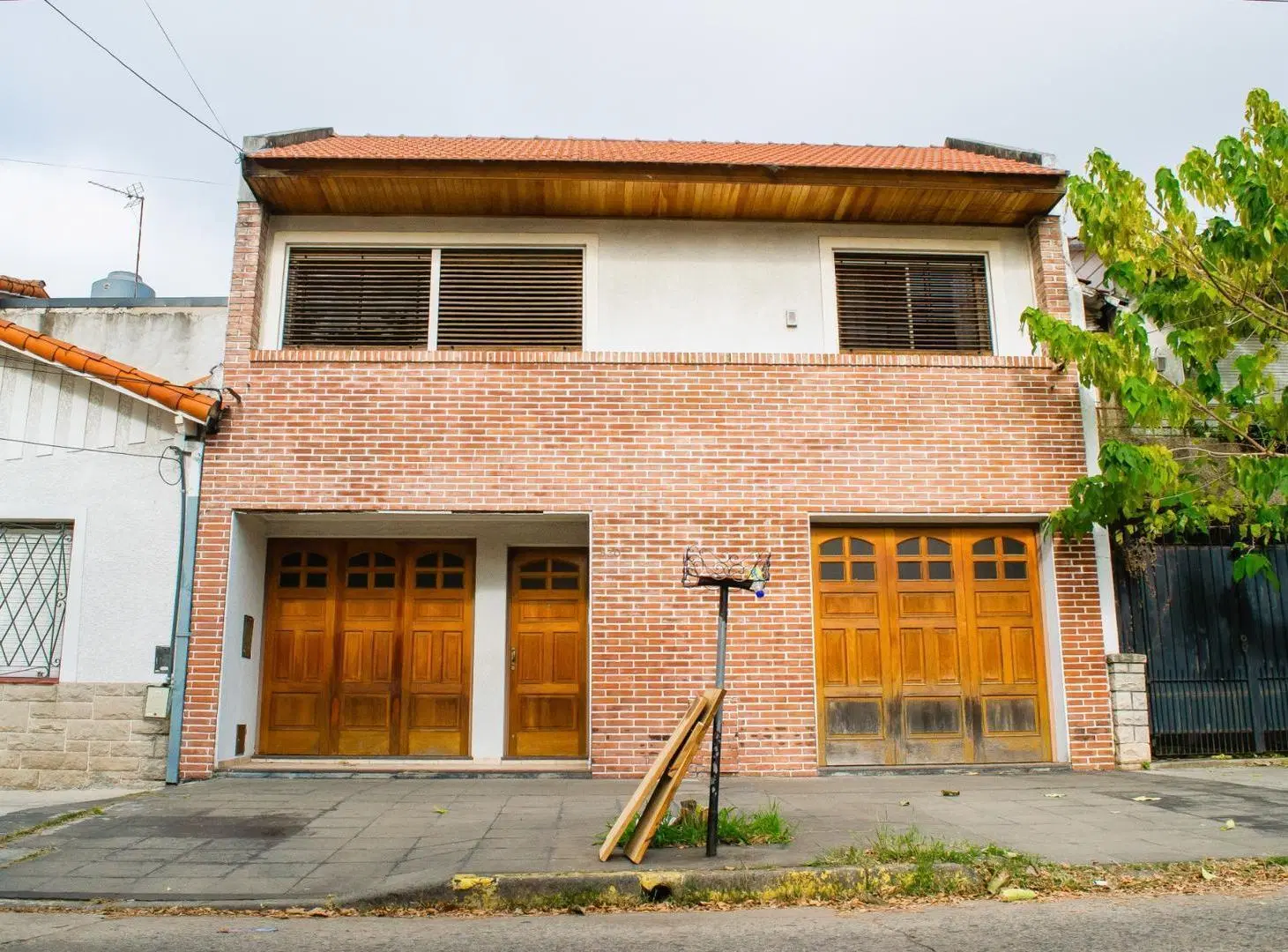 VENTA GRAN INMUEBLE MULTIFUNCIONAL * CASA / PARQUE / QUINCHO 5