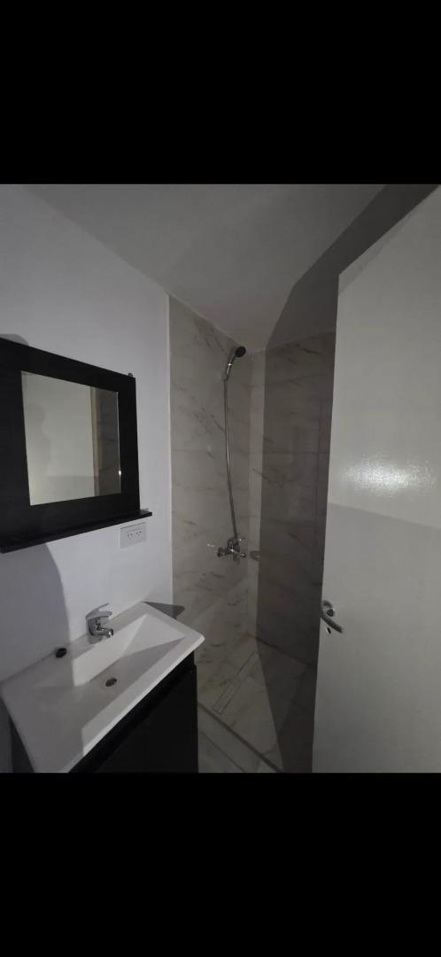 Foto de ALQUILER DEPARTAMENTO 2 AMB. COCHERA OPCIONAL, imagen 4