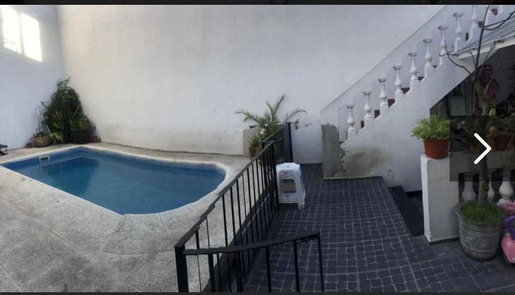 Venta - Casa en Parque Avellaneda 1