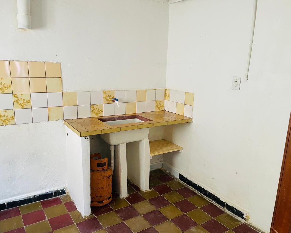 Foto de CASA Y DEPTO AL FONDO VENTA, imagen 2