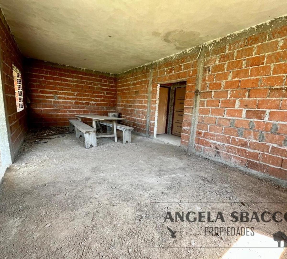 CASAS RECIDENCIALES EN PARADA ROBLES.