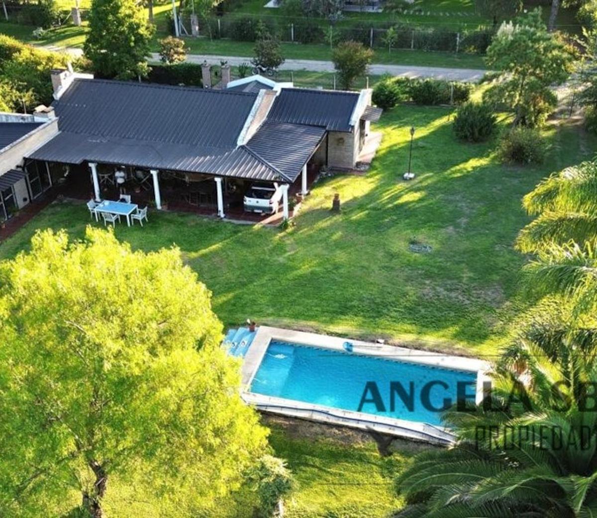Excelente Casa en barrio Parque Jularo. APTO CREDITO!