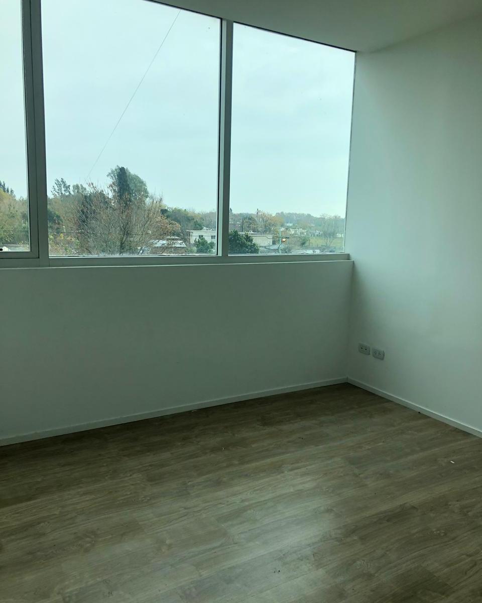 Oficina en Venta Sobre Autopista Bsas - Mar del Plata 1