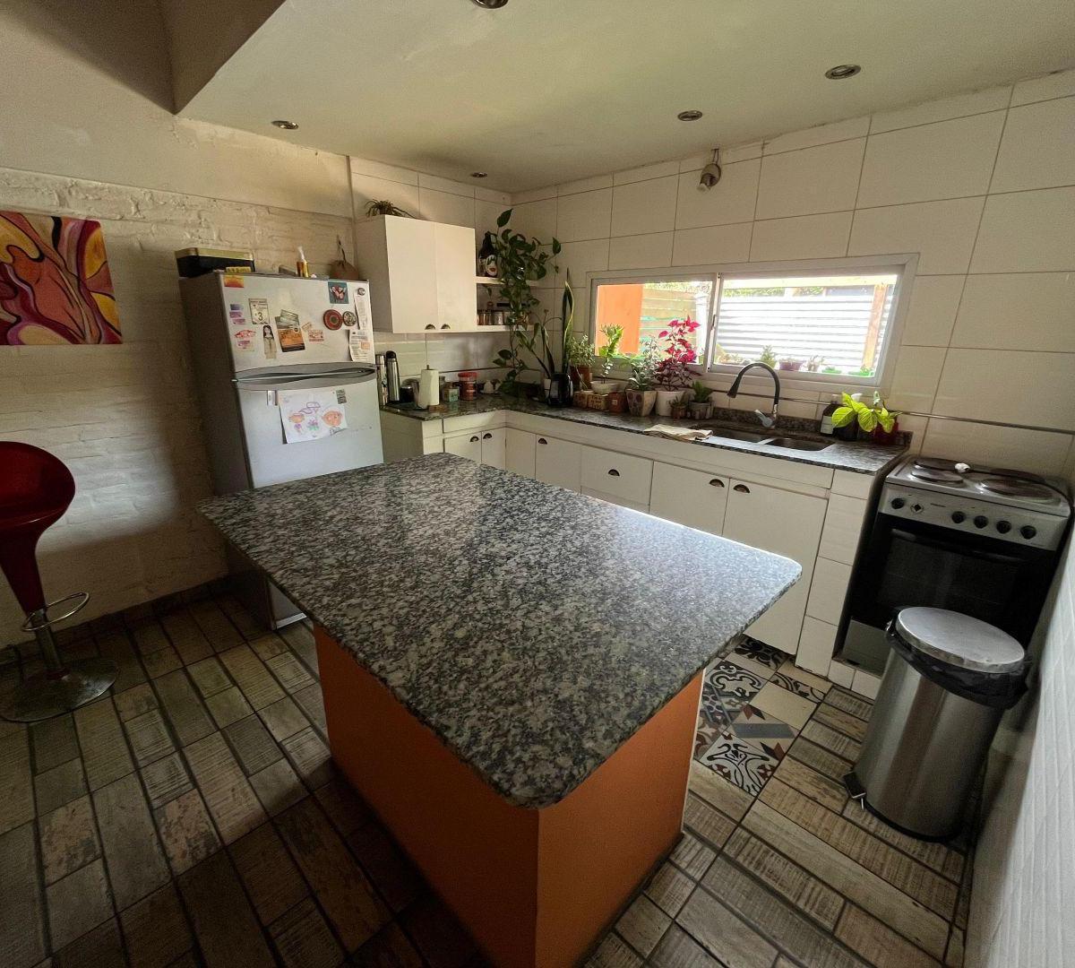 Casa en Venta en Villa Elisa 1