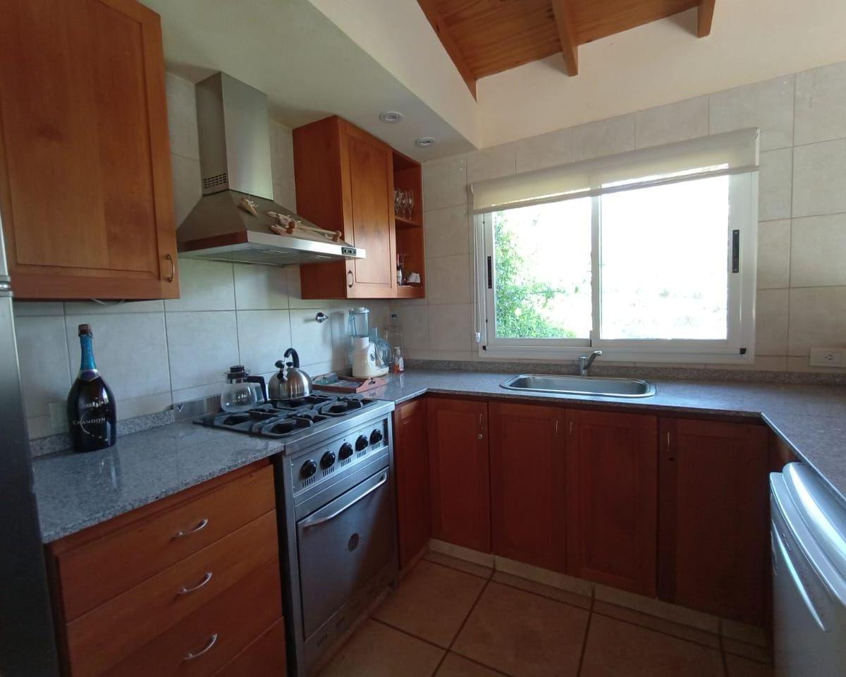 IMPORTANTE PROPIEDAD EN VENTA - CAMPOSDE ROCA