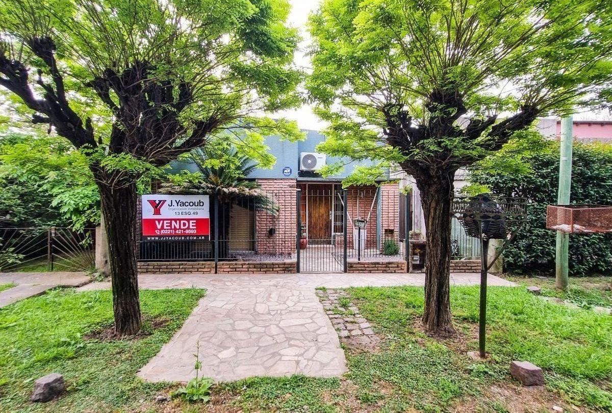 Casa en venta 454 E/ 21 D y 22