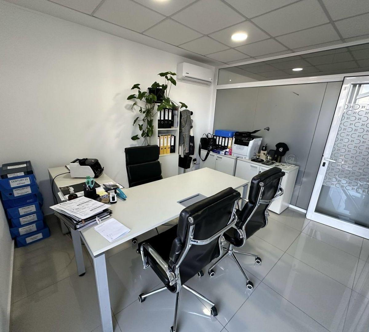 Foto de Oficina en venta en calle 13 esq 34, imagen 5
