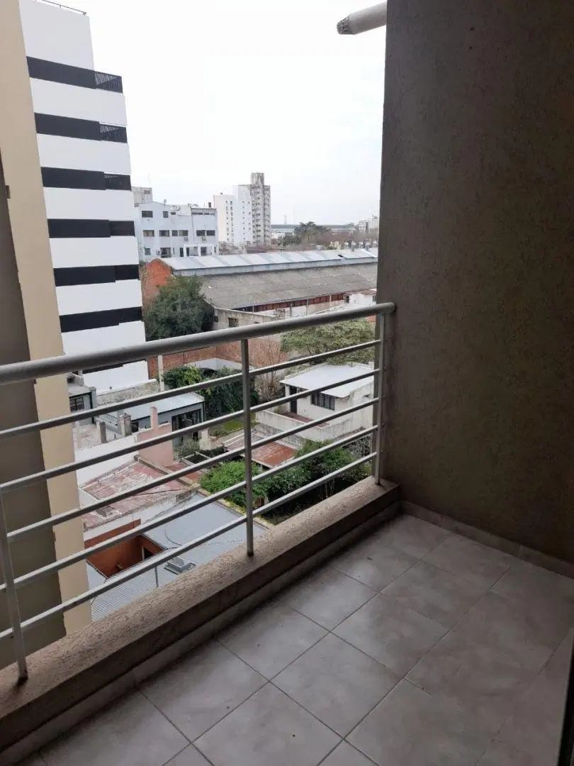 Dpto 2 ambientes en alquiler La Plata 5
