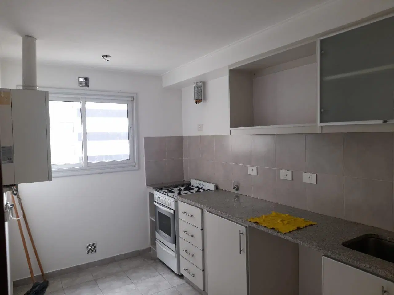 Dpto 2 ambientes en alquiler La Plata 4