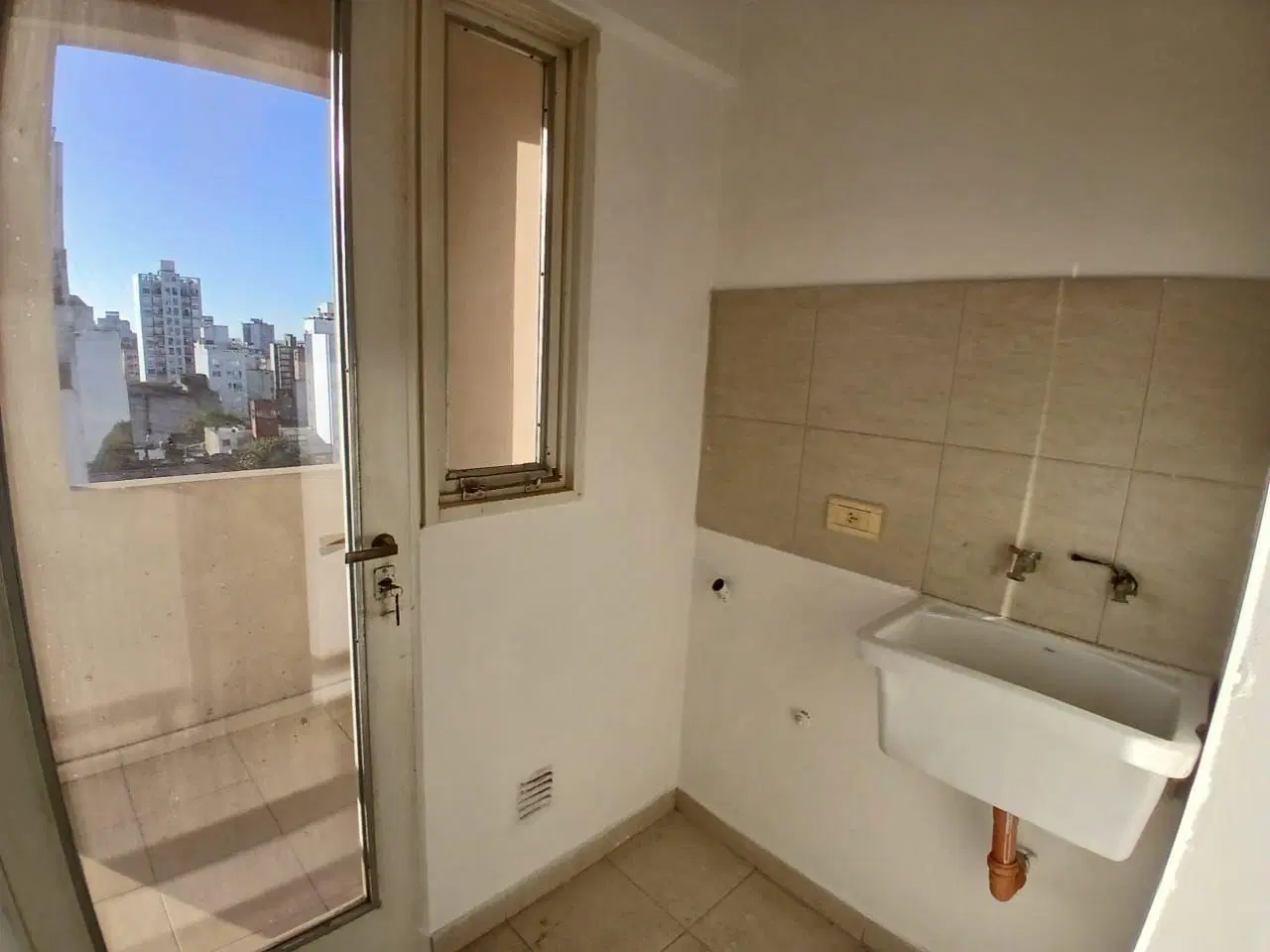 Departamento 2 ambientes. | 50 al 300 5