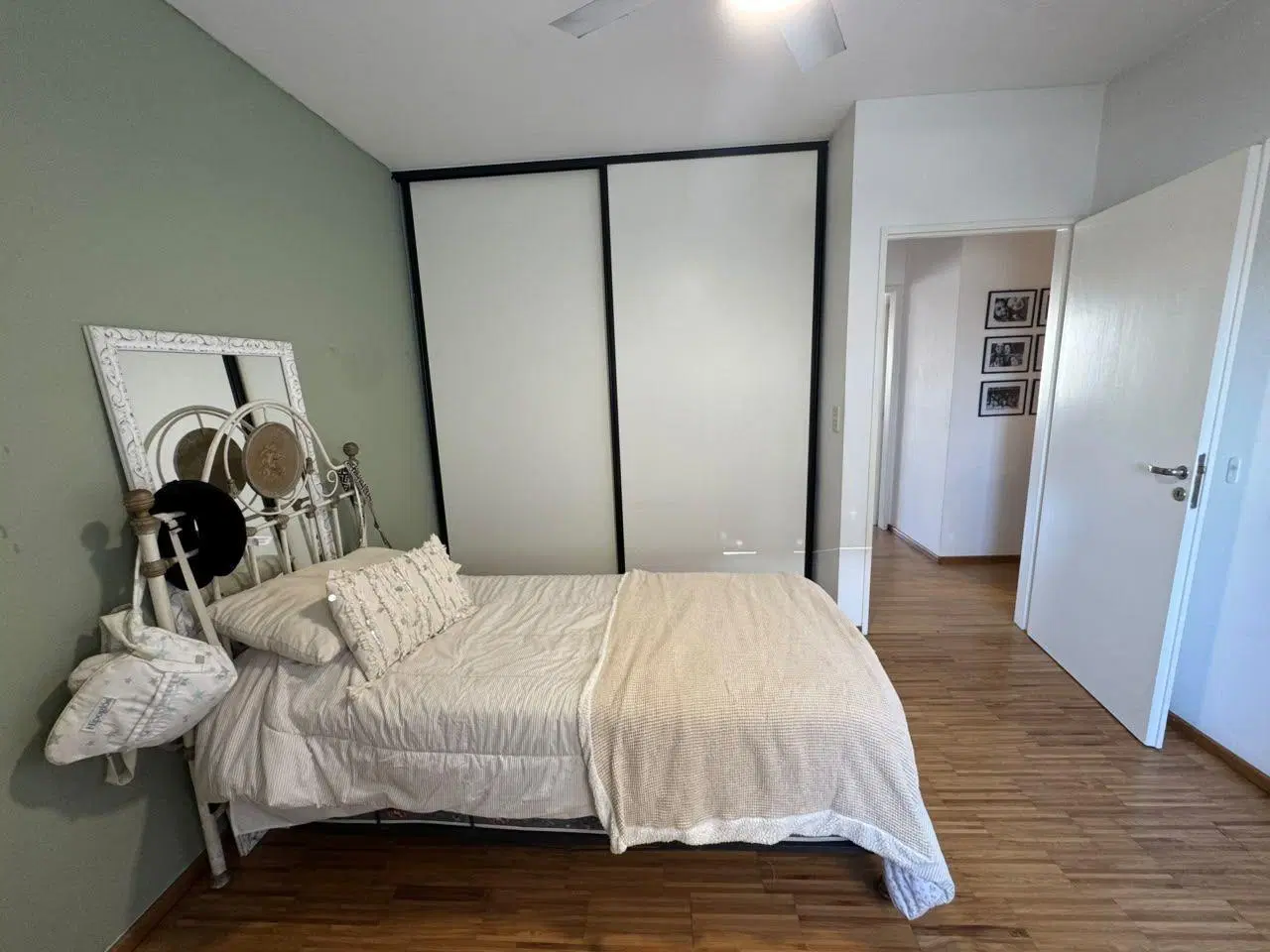 Semipiso en venta de 2 dormitorios 38 3 y 4. 8
