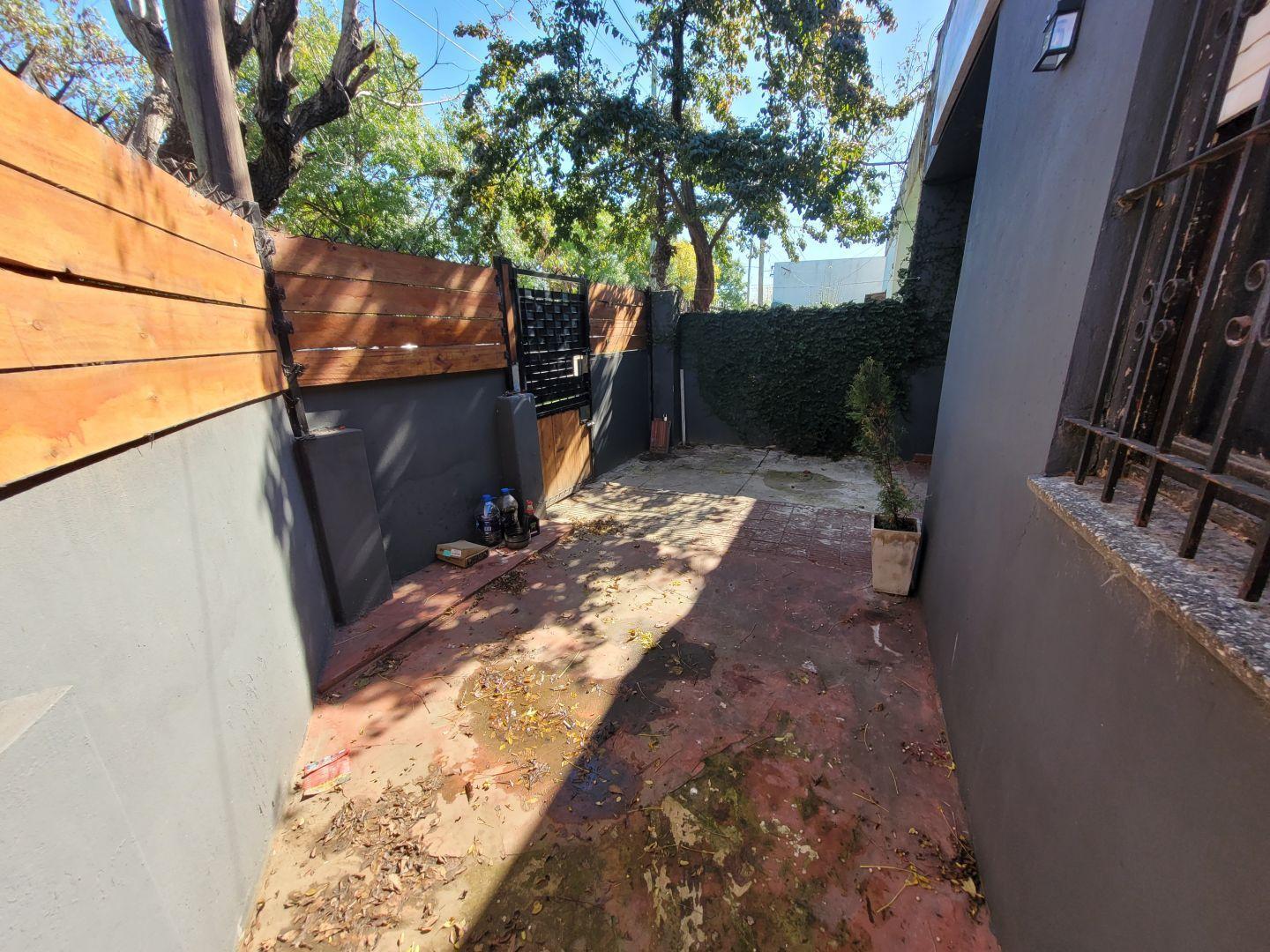 Foto de Casa en venta de 2 dormitorios, cochera y patio, imagen 4