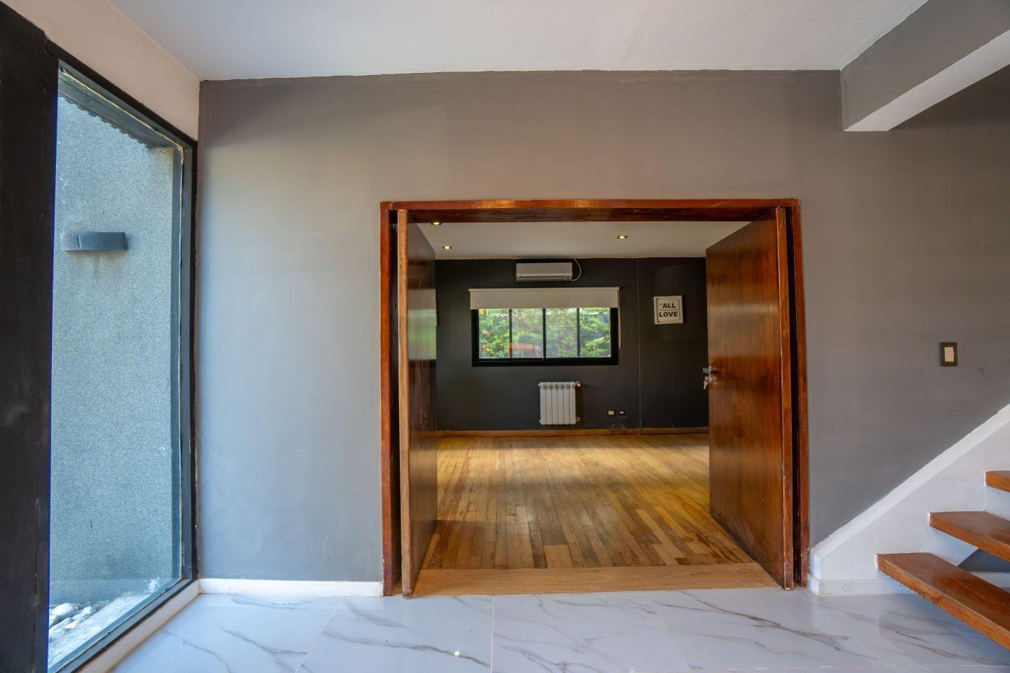 Foto de Casa 8 ambientes 6 dormitorios. | Avenida Gutiérrez al 4100, imagen 1