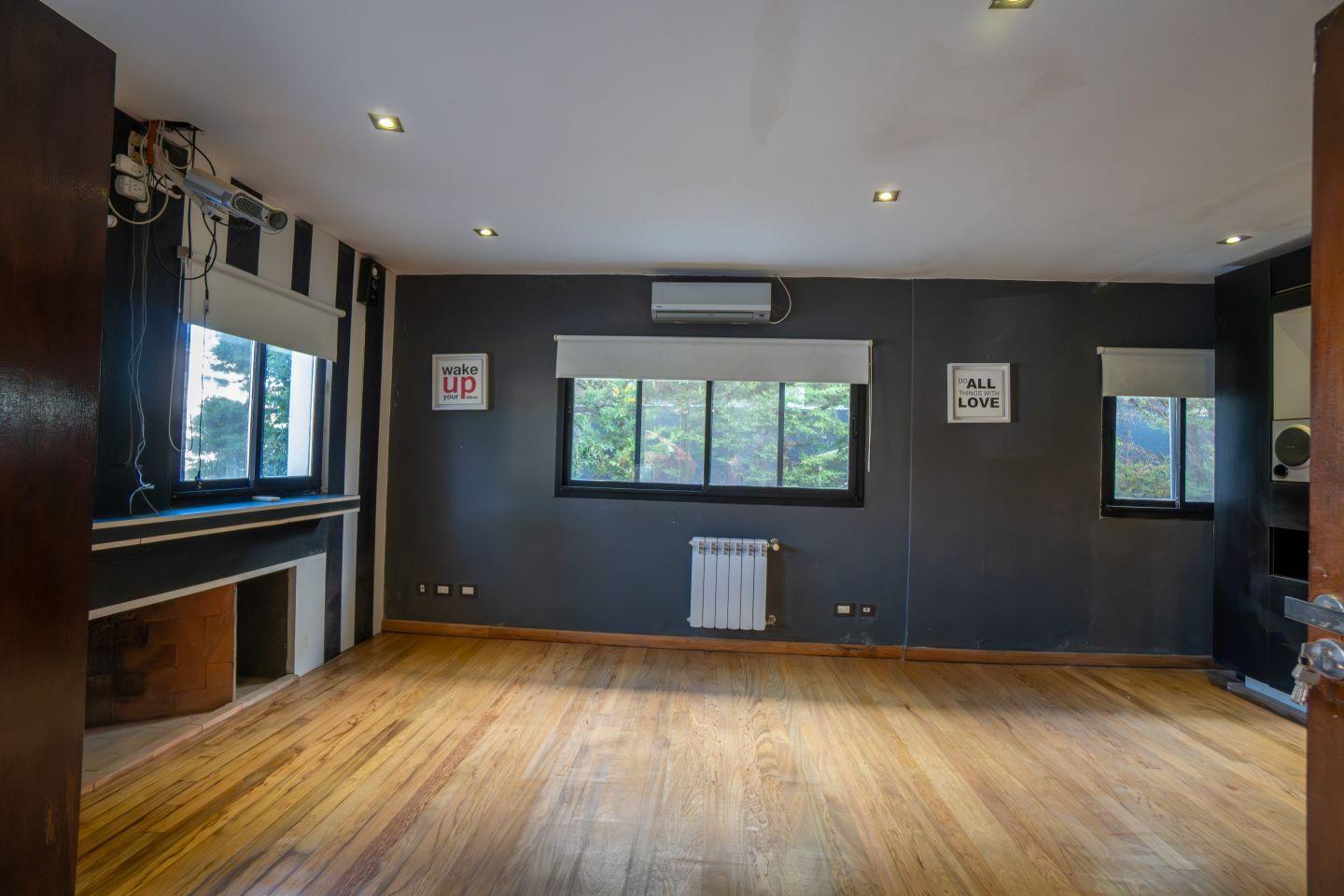 Foto de Casa 8 ambientes 6 dormitorios. | Avenida Gutiérrez al 4100, imagen 4
