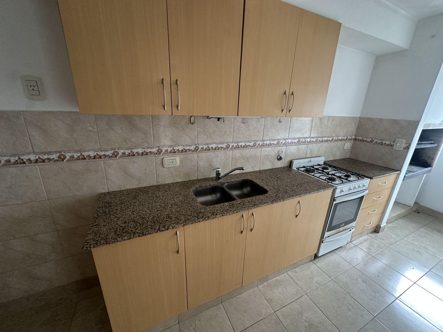Foto de Departamento 0 ambientes 1 dormitorios. | 26 al 400, imagen 5
