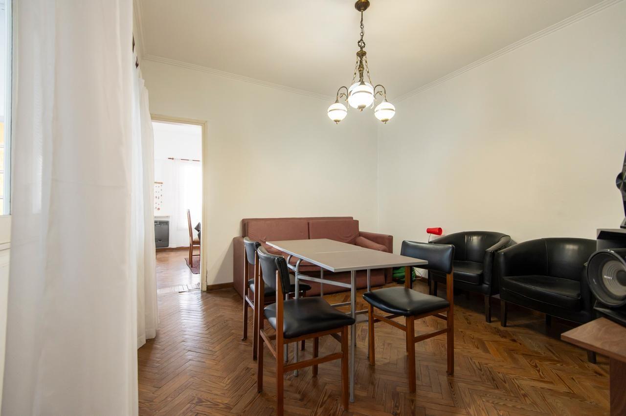 Foto de Casa 5 ambientes 1 dormitorios. | 54 al 1100, imagen 4