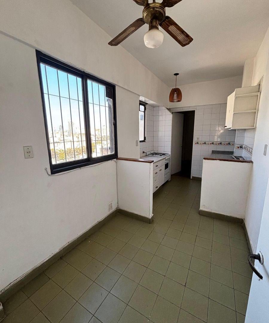 Foto de Alquiler Departamento 2 dorm - Av. Colón - $800.000, imagen 2