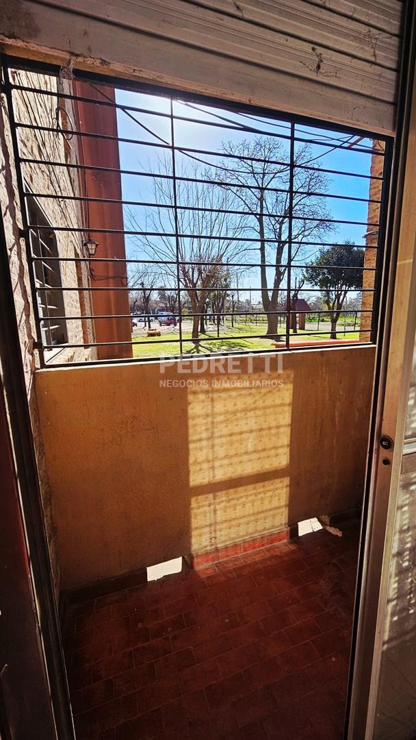 Foto de Depto. en Venta de 3 ambientes con Balcón en Barrio Isabel La Católica, imagen 1