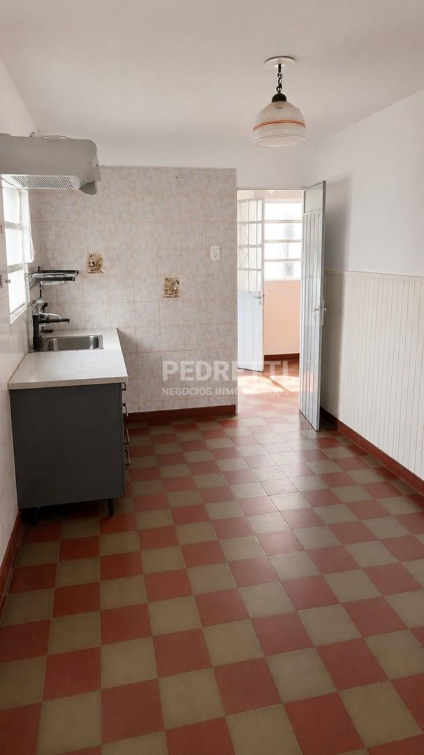Casa  en Venta en Vicente Casares, Cañuelas