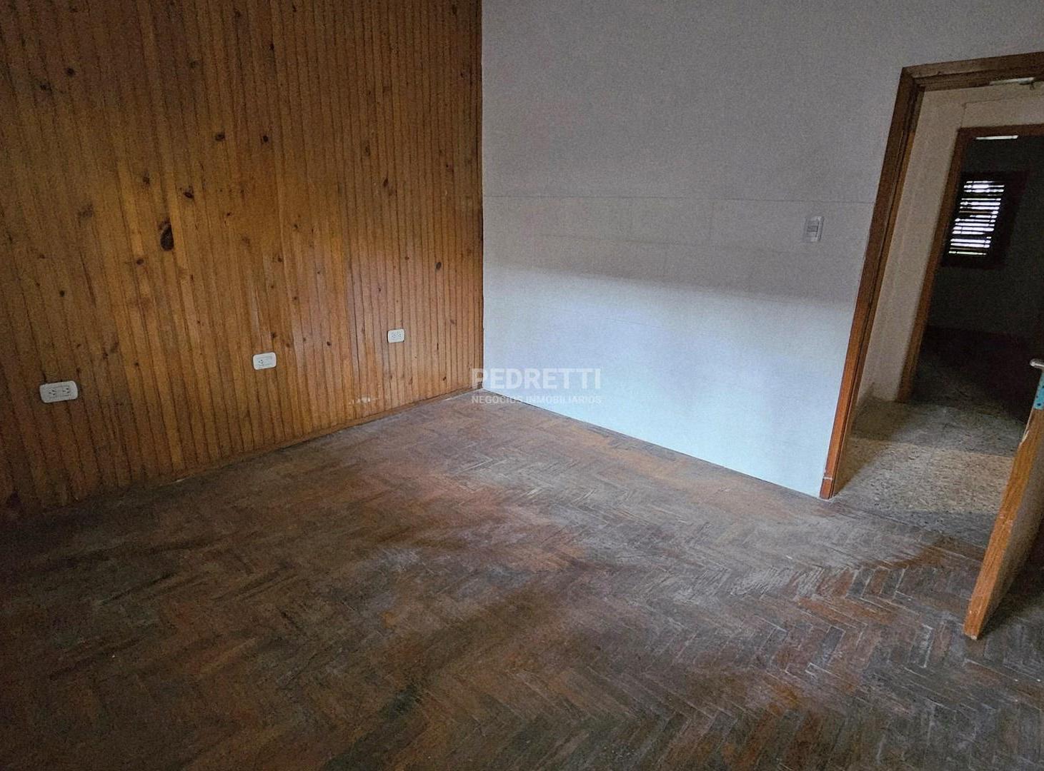 Foto de Casa en Venta con 3 Dormitorios, 2 Cocheras, Patio, Jardín, Terraza y, imagen 1