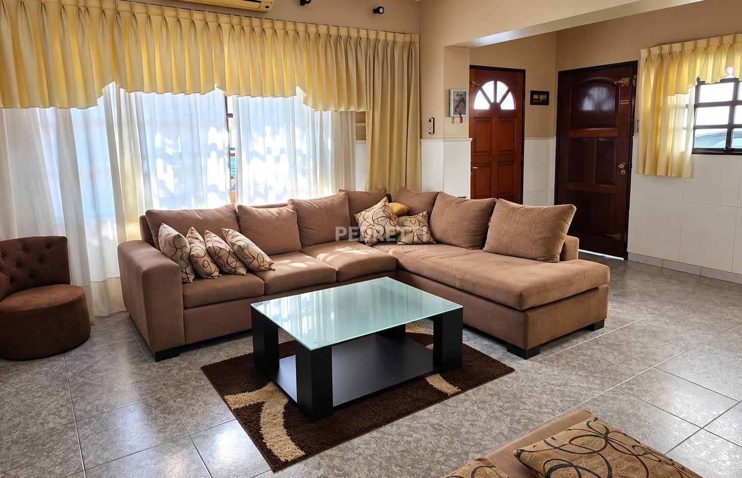 Foto de Hermosa Casa en Venta con cochera y quincho en Villa Devoto, imagen 5