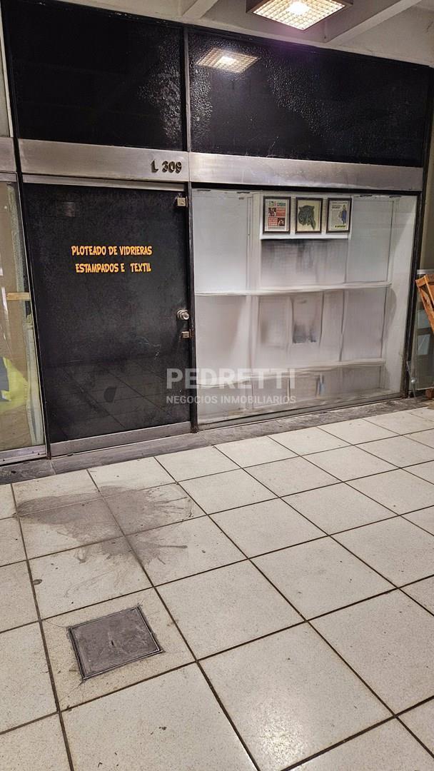 Foto de Oportunidad! Local en Venta en la Galería Jardín, Microcentro, imagen 1