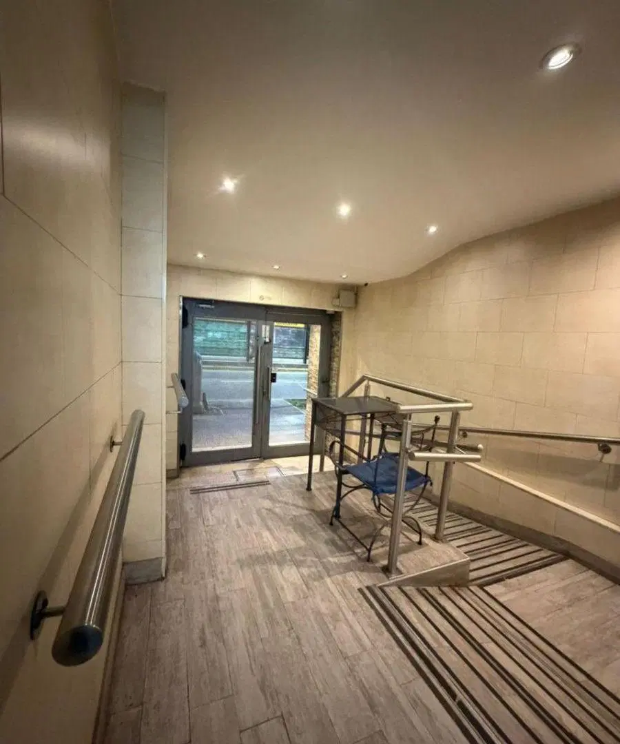 (Nuñez) Av. Cabildo 4276 - 25 m2 - mono ambiente Luminoso- Muy buena zona - c/ Balcon - Segundo piso 4