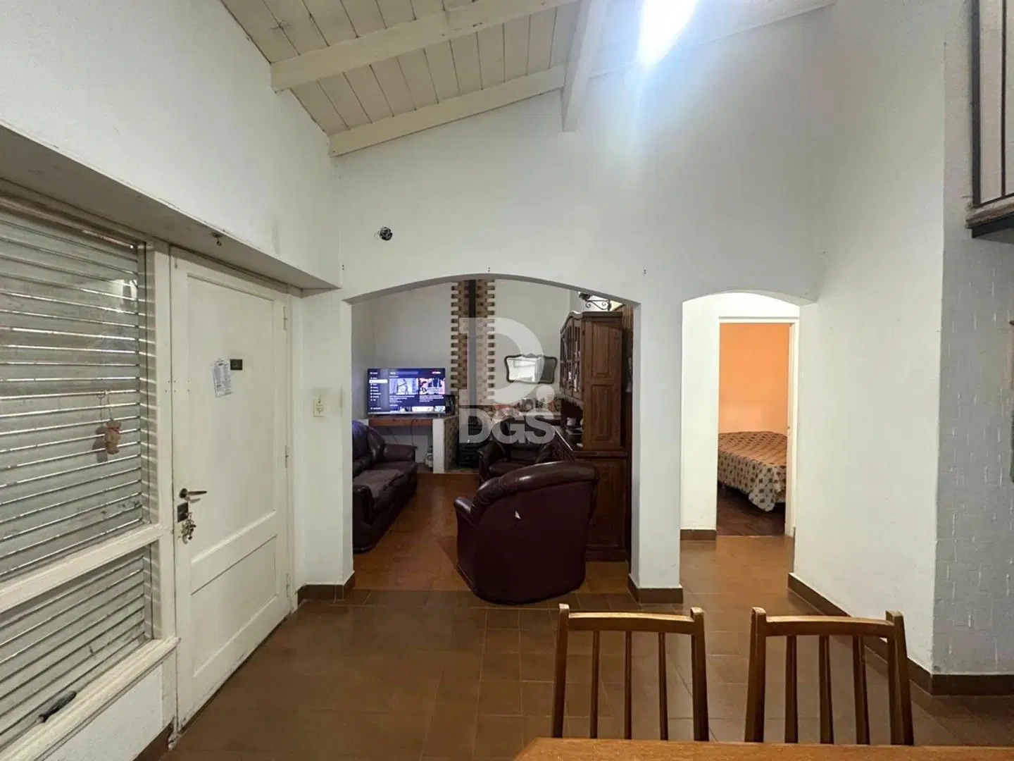 Casa Chalet en venta en Temperley 5