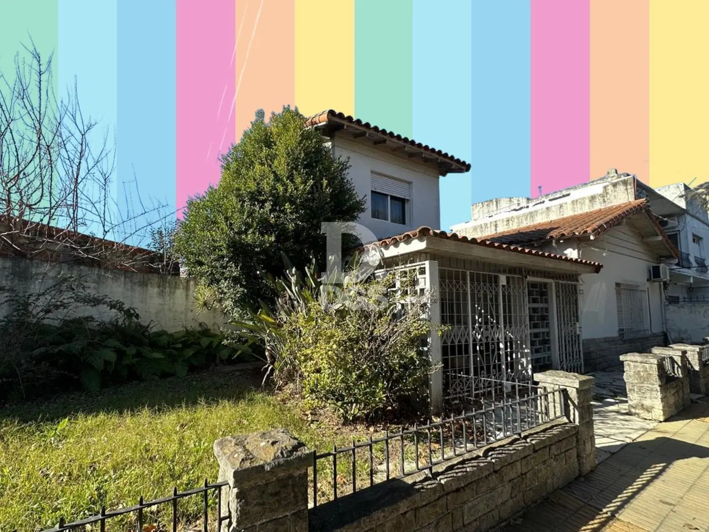 Casa Chalet 4 ambientes con cochera en Venta en Lomas de Zamora 1