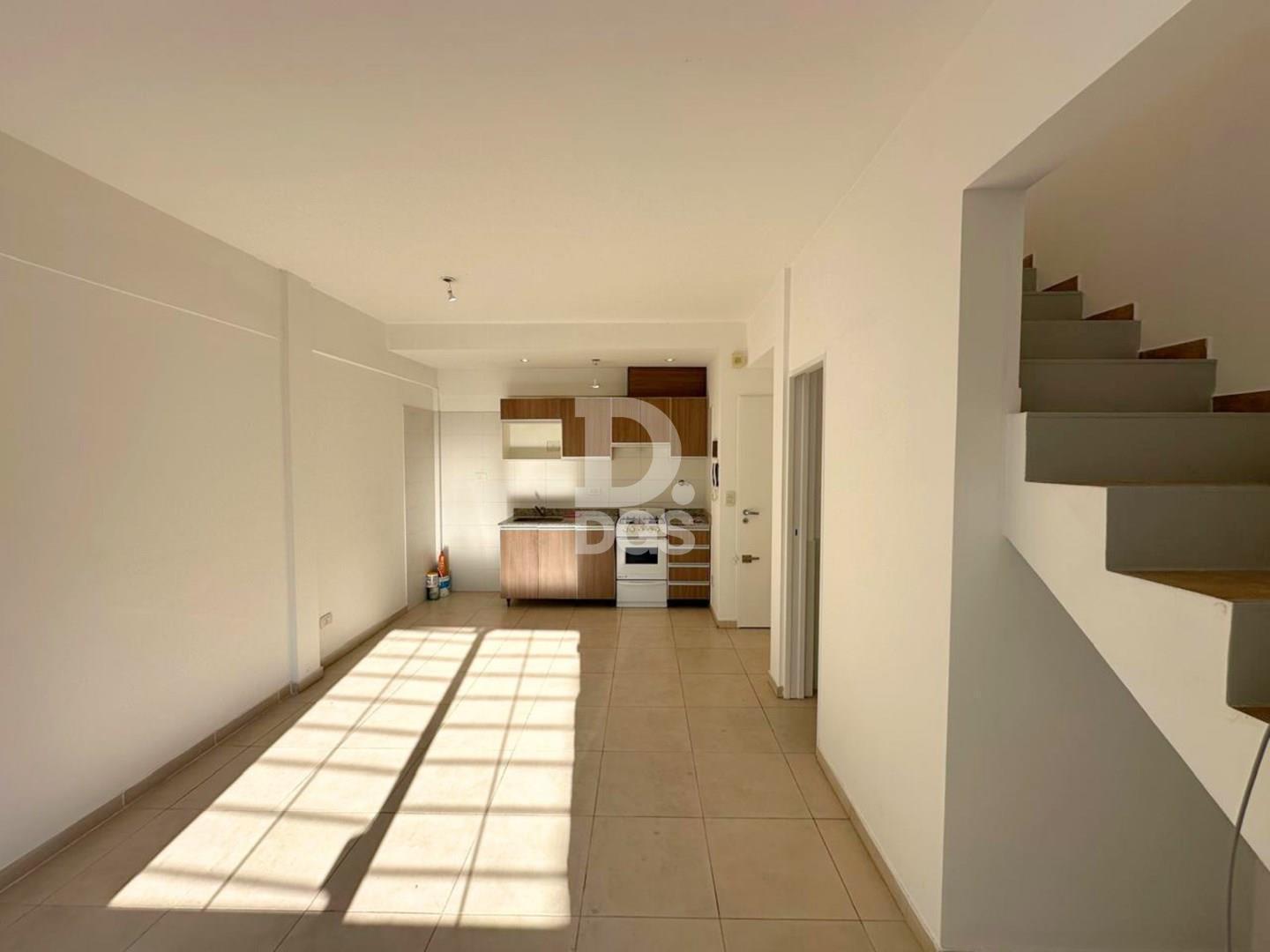 Foto de Departamento 2 ambientes con cochera en venta en Temperley, imagen 4