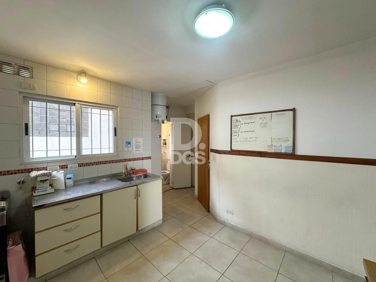 Foto de Departamento 5 ambientes en venta en Avellaneda, imagen 4