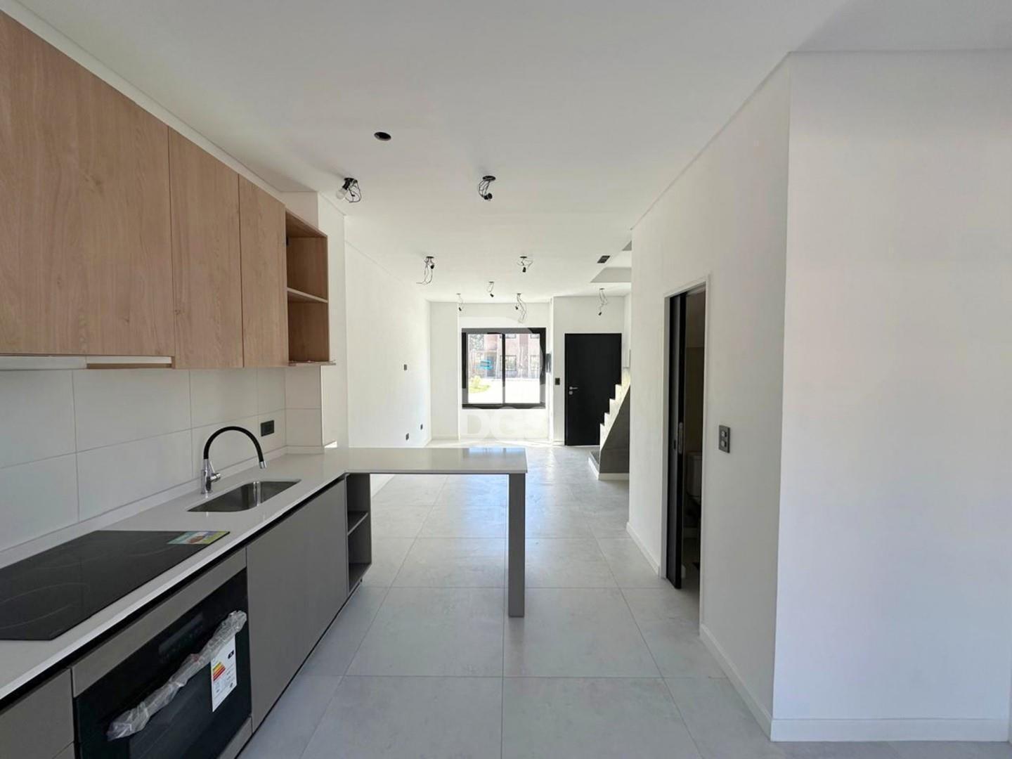 Foto de Casa Dúplex 3 ambientes con cochera en venta en Canning Parc en Canning, imagen 2
