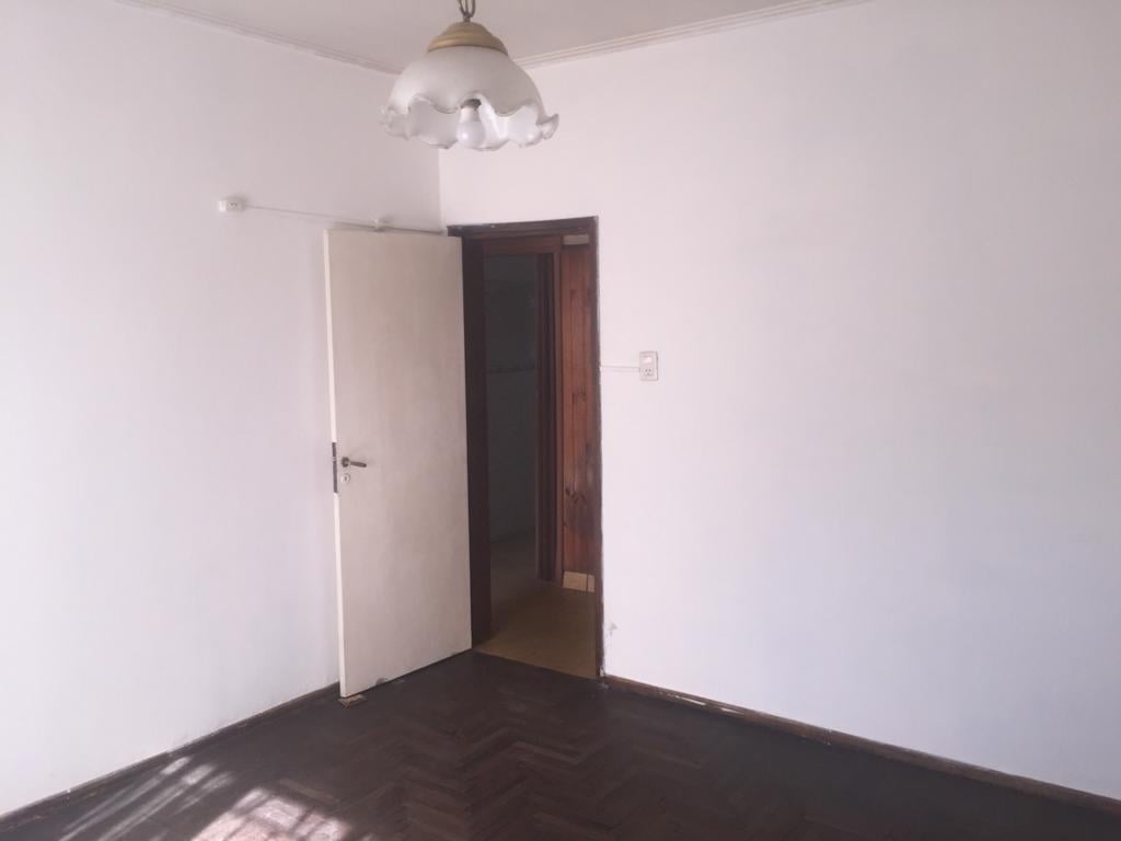 Foto de Casa en excelente ubicación en Luis Guillón!! Belgrano 1995, imagen 5