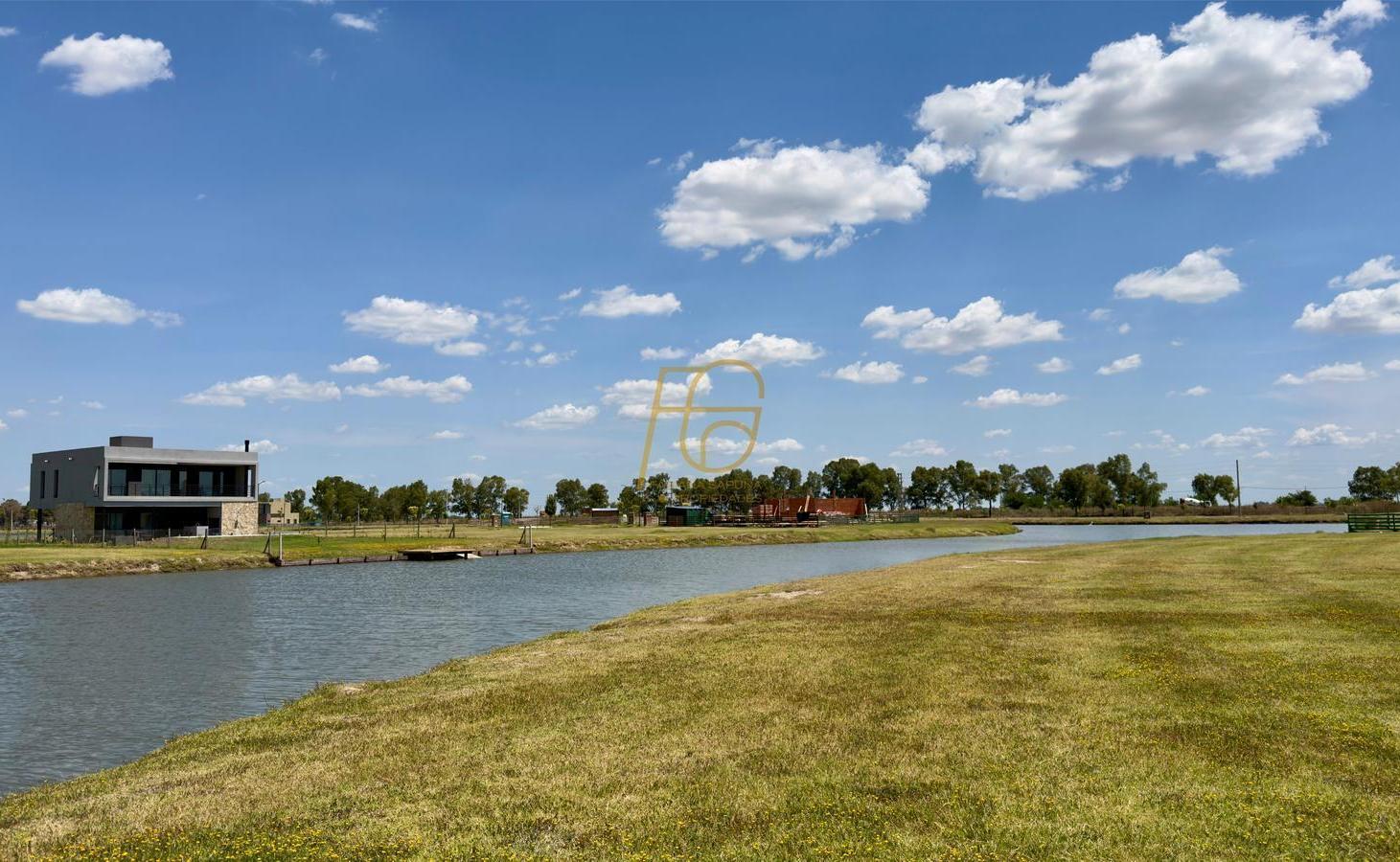 VENTA LOTE CON FONDO A LAGUNA - FINCAS DE SAN VICENTE LAGUNA