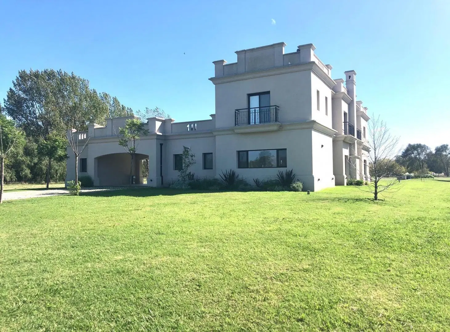 CASA EN ALQUILER EN ESTANCIA VILLA MARIA!! 3