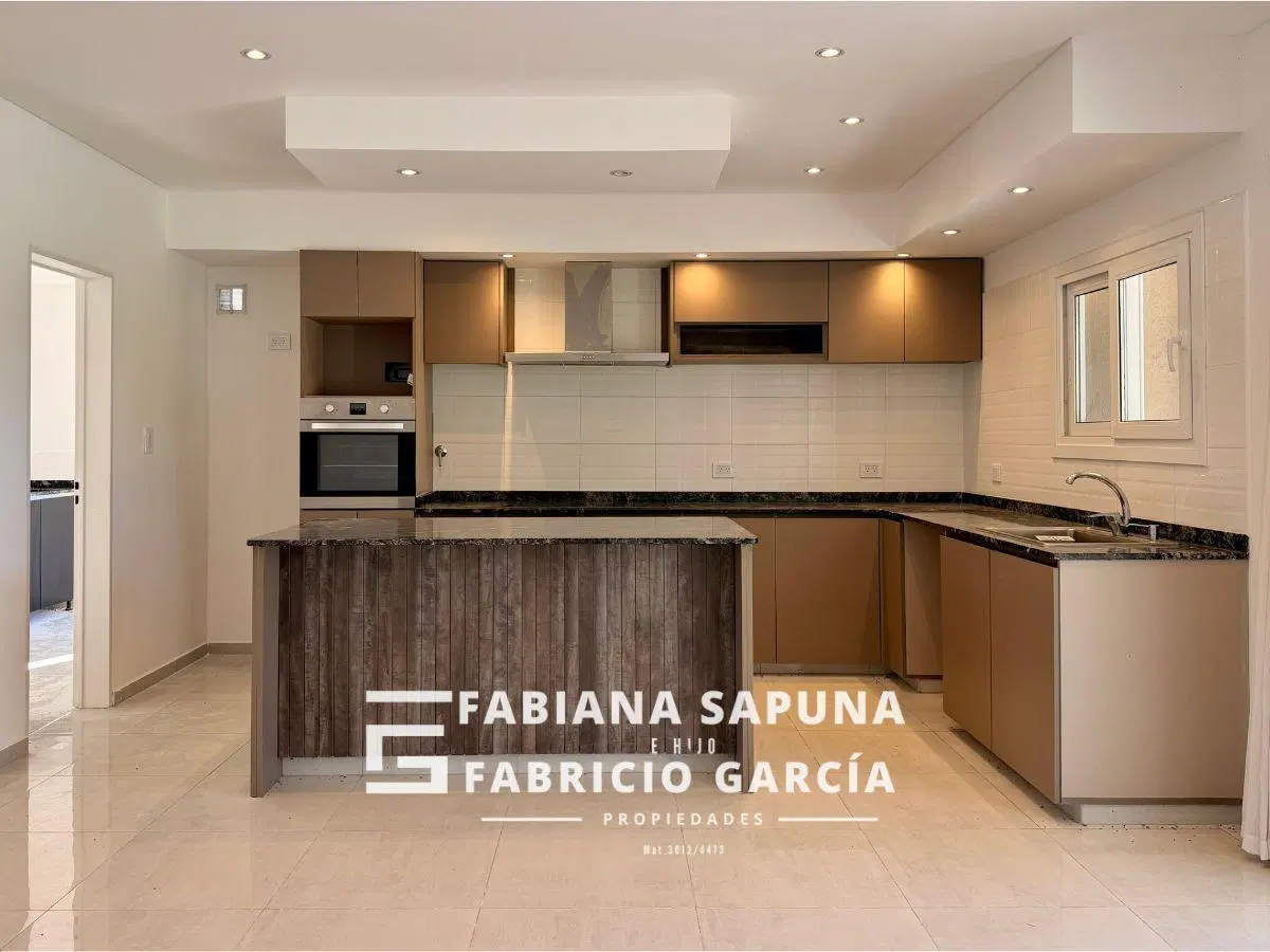 VENTA CASA 4 AMBIENTES - LAGOS DE SAN ELISEO 5