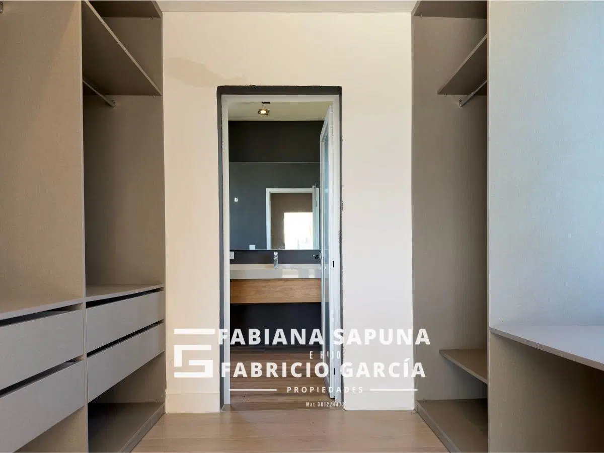 CASA EN VENTA EN TERRALAGOS 2