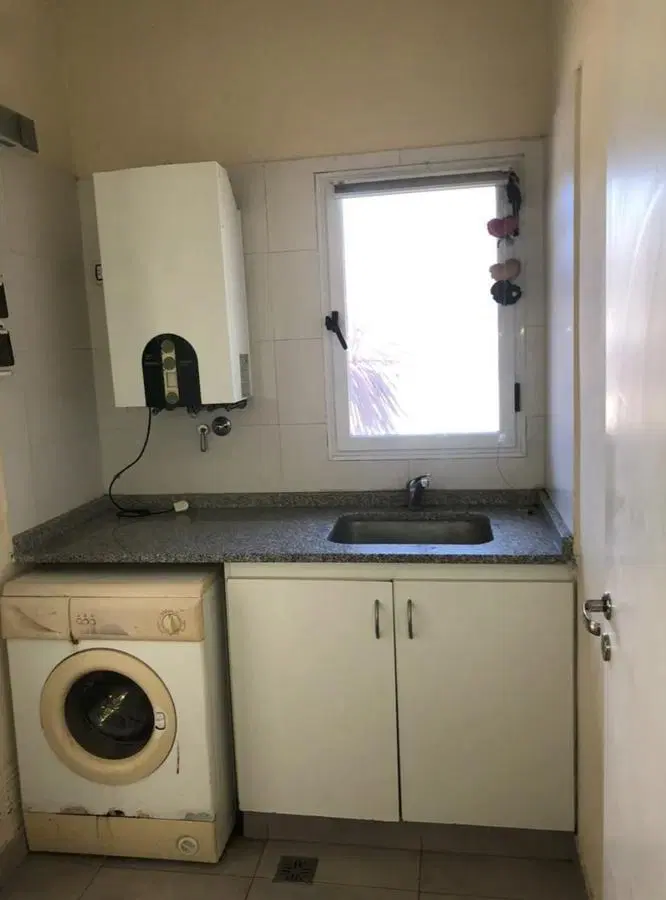 CASA EN VENTA EN EL CENTAURO!! CANNING 5