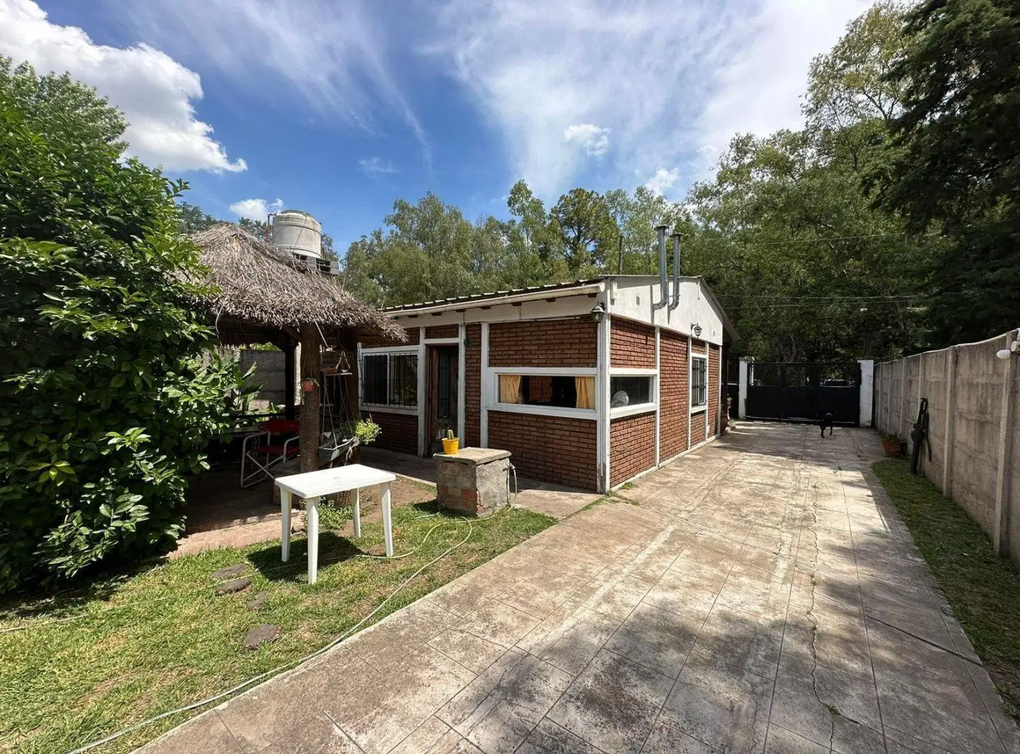 CHALET EN VENTA EN CANNING 1