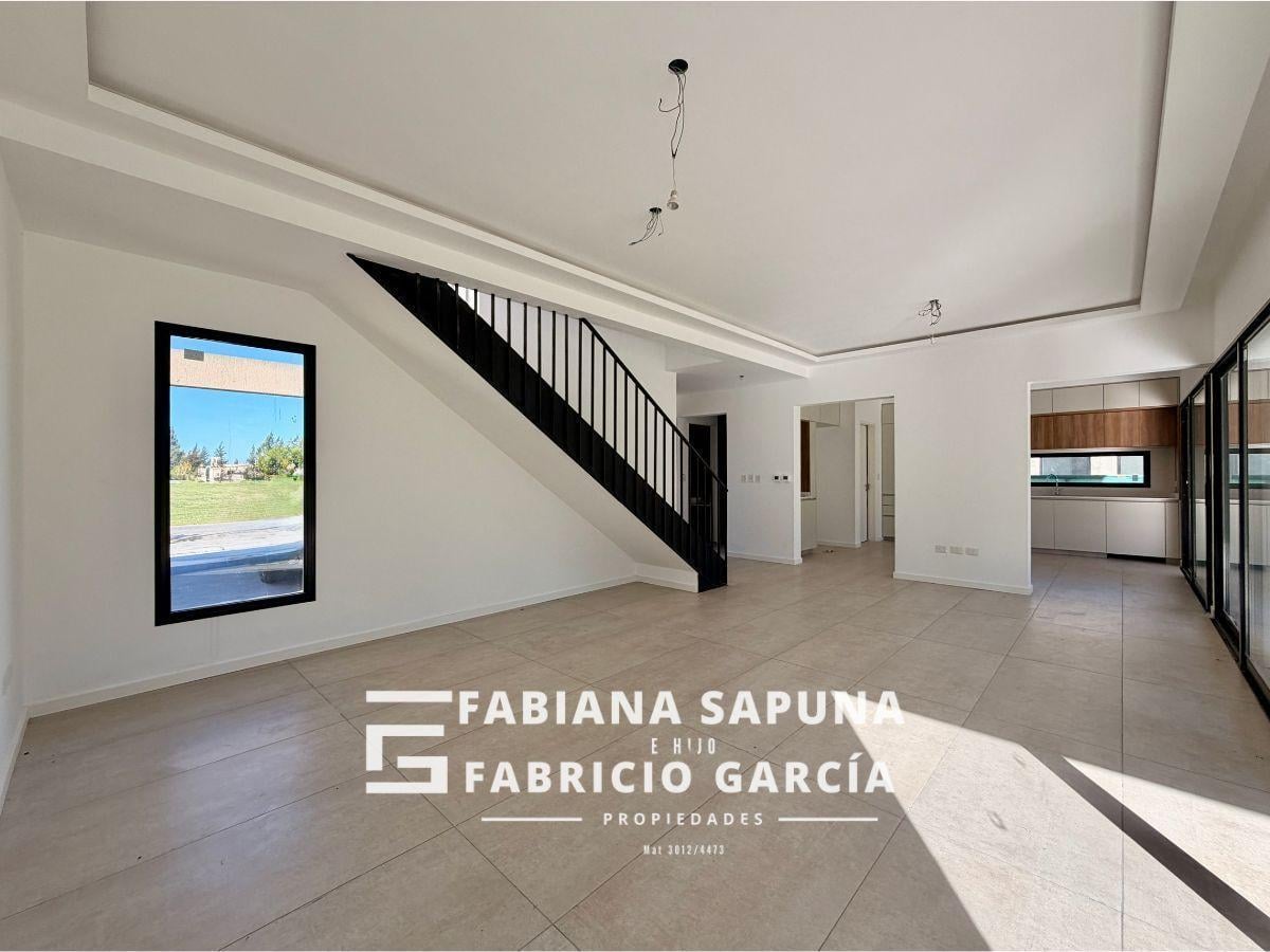 Foto de VENTA CASA 4 AMBIENTES A ESTRENAR - LAGOS DE SAN ELISEO, imagen 1