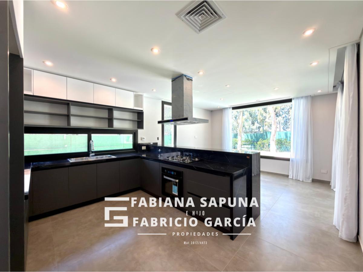 Foto de Venta casa 5 ambientes Saint Thomas Oeste, imagen 5