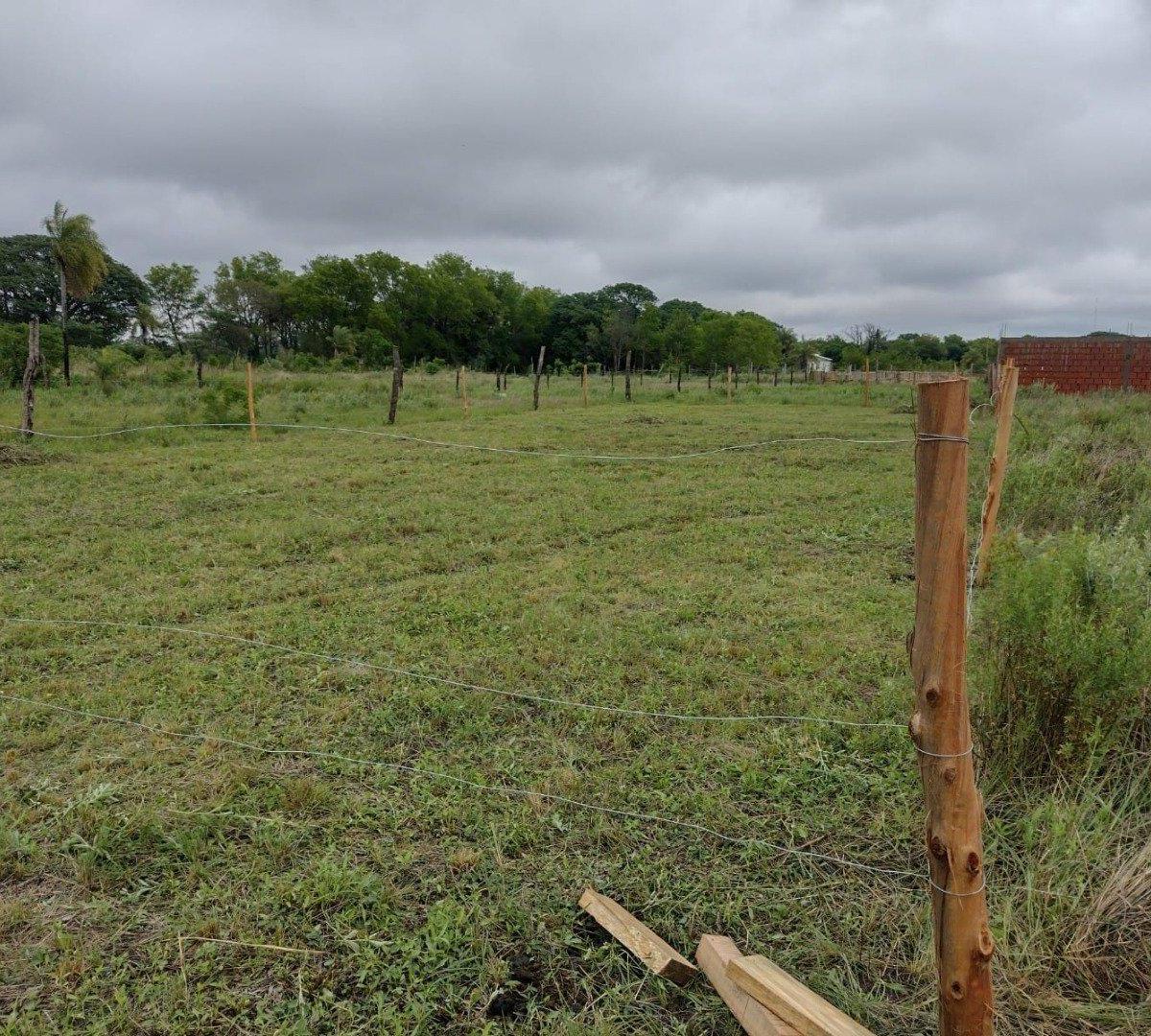 Terreno en Paso de La Patria 2