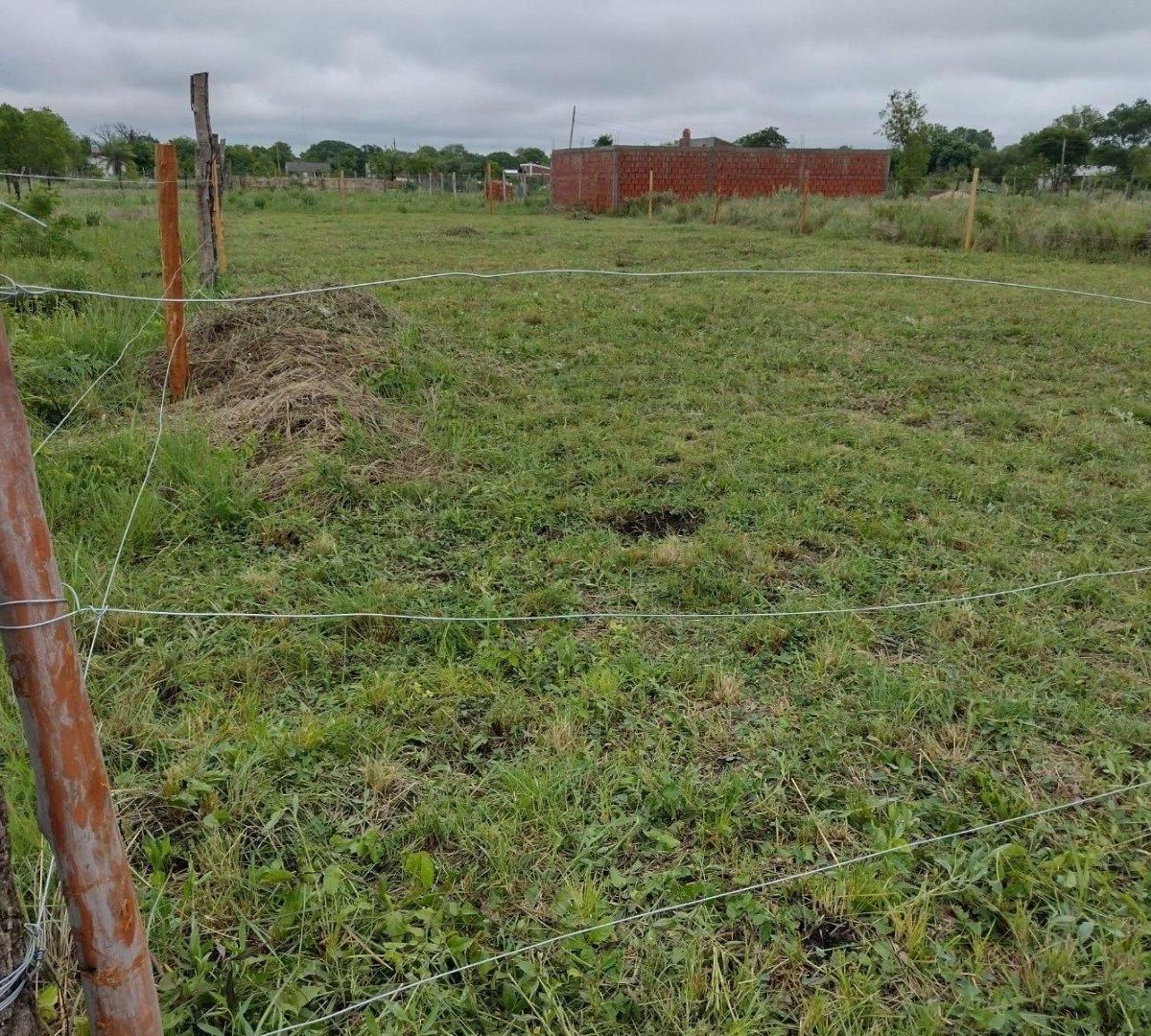 Terreno en Paso de La Patria 3