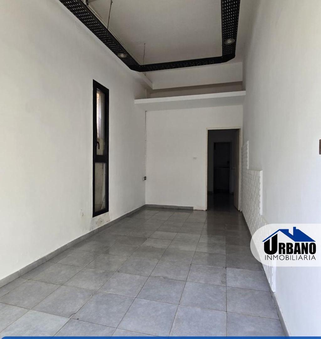 Foto de LOCAL COMERCIAL - MORENO N° 554, imagen 2