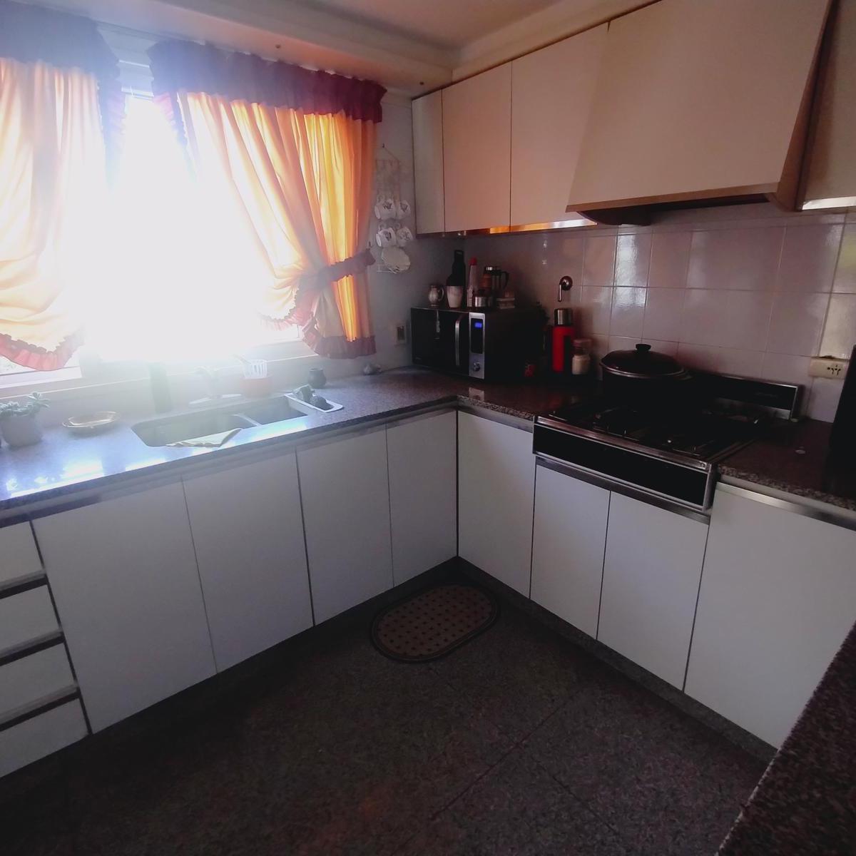 Venta Casa Sobre Dos Lotes 3 Dorm. Pileta Quincho 1