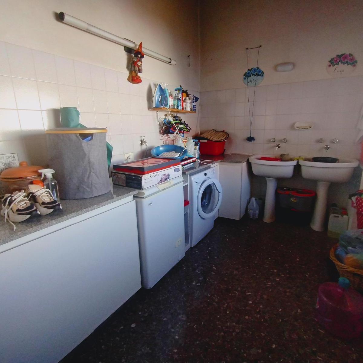 Venta Casa Sobre Dos Lotes 3 Dorm. Pileta Quincho 2