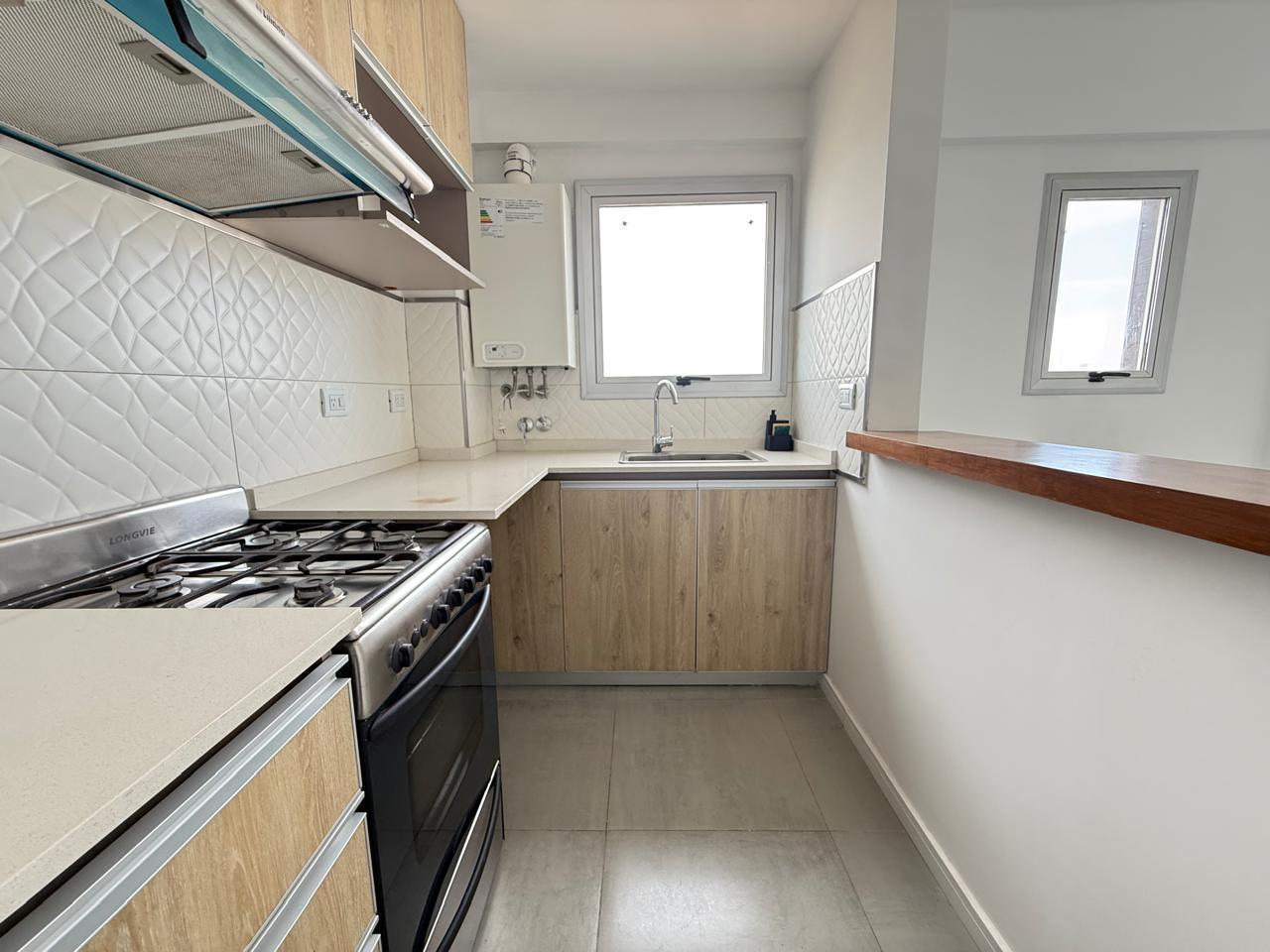 Departamento en venta de 2 ambientes con cochera
