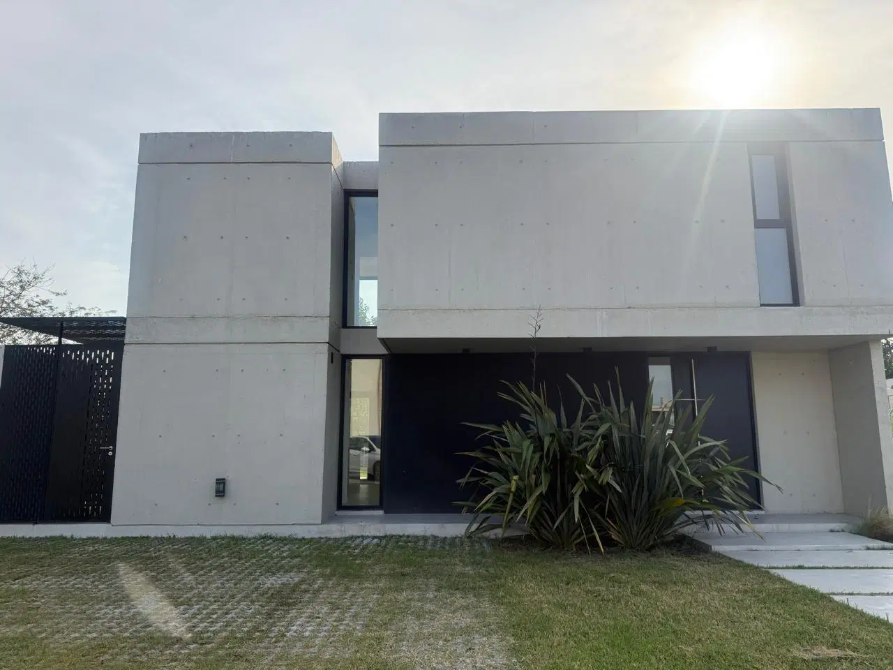 Casa en venta de 3 dormitorios con pileta 1